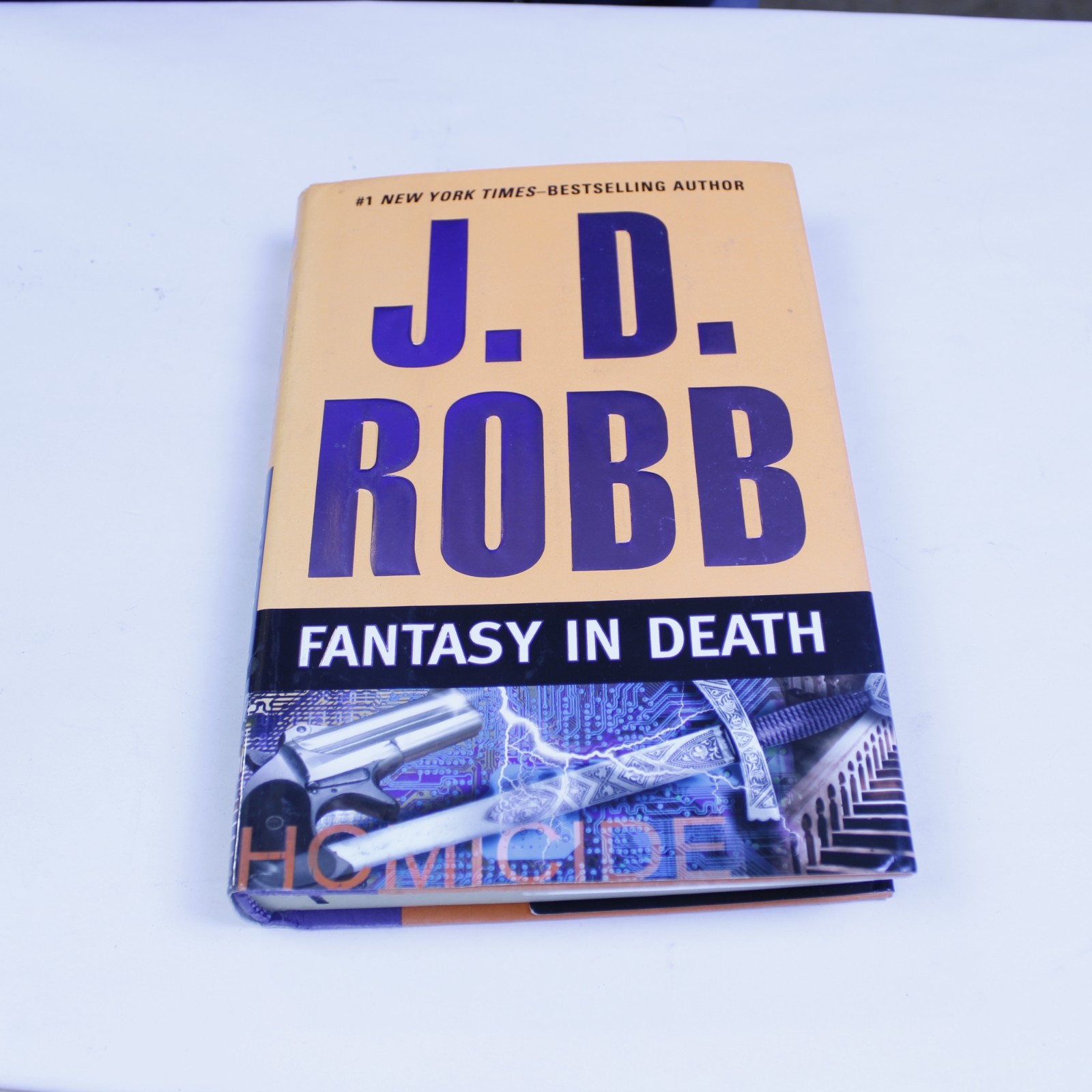 Fantasy in Death by J. D. Robb In Death Series Novel Thriller Suspense Mystery — cover